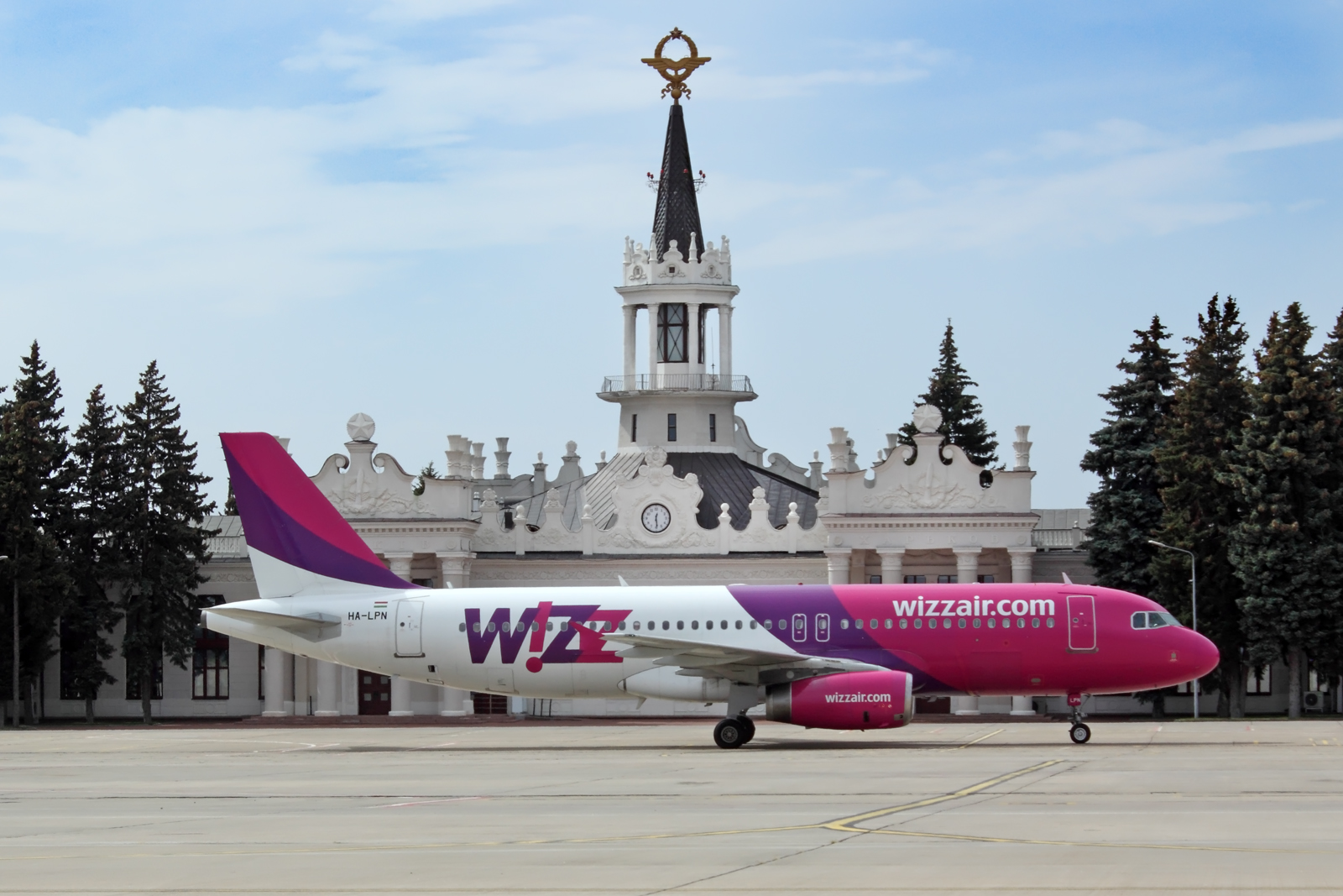 Венгерский лоукостер Wizz Air